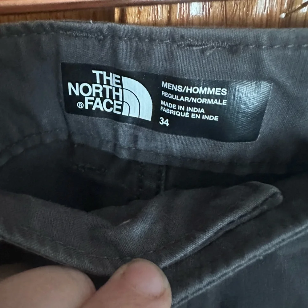 The North Face Men's Dark Gray Cargo Shorts